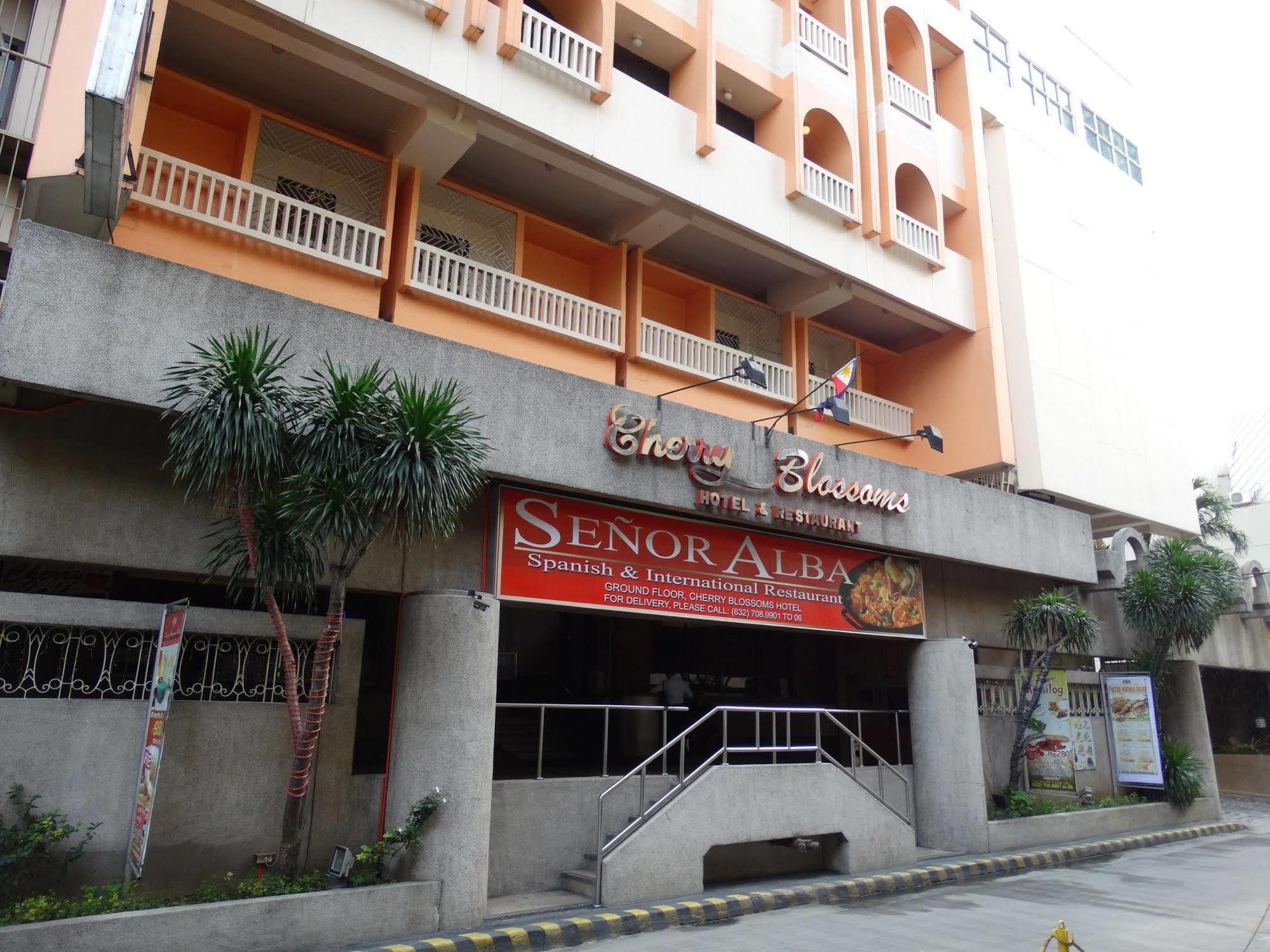 Cherry Blossoms Hotel Manila Exterior photo
